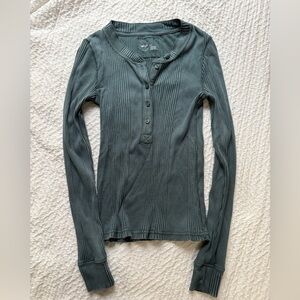 Aerie green long sleeve